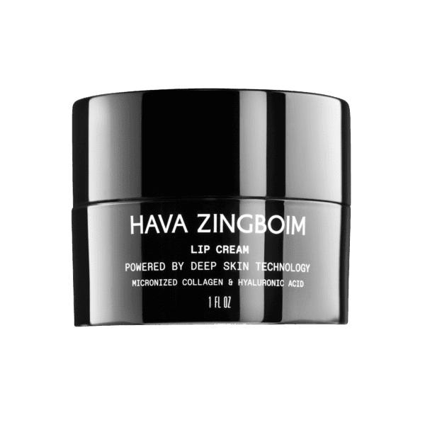 LIP CREAM מסדרת רמיקרונייזד הוא קרם השפתיים היחיד בעולם המוכח מחקרית כמחדיר קולגן בשלמותו לעומק העור, בשילוב עם חומצה היאלורונית ממוזערת וחדירה. ✔️ מטשטש קמטוטים, מרכך ומגמיש את העור ✔️ מעלה את רמת הנפח וממצק את הרקמה ✔️מעלה את רמת הלחות, ושומר עליה גבוהה לאורך זמן הקרם מעניק תחושת רעננות, והשפתיים תהיינה רכות, גמישות ובעלות ברק. הקולגן הפברילי הממוזער חודר לעור, הודות לטכנולוגיית המזעור החדשנית, ונצמד למולקולות החומצה ההיאלורונית. השילוב ביניהם מייצב את החומצה ההיאלורונית במקומה, ומעצים את פעילותה.